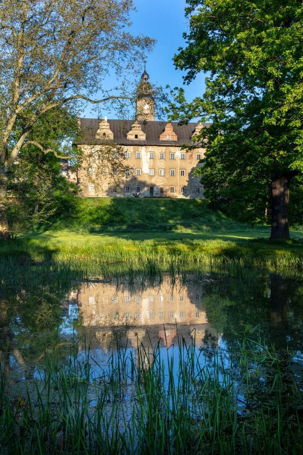 Palac Gorzanow Kültér fotó